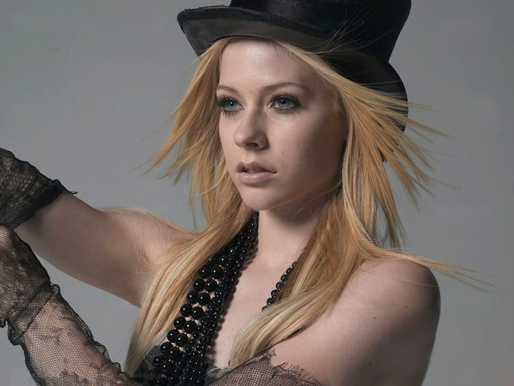 Nude Avril Lavigne Tubezzz Porn Photos